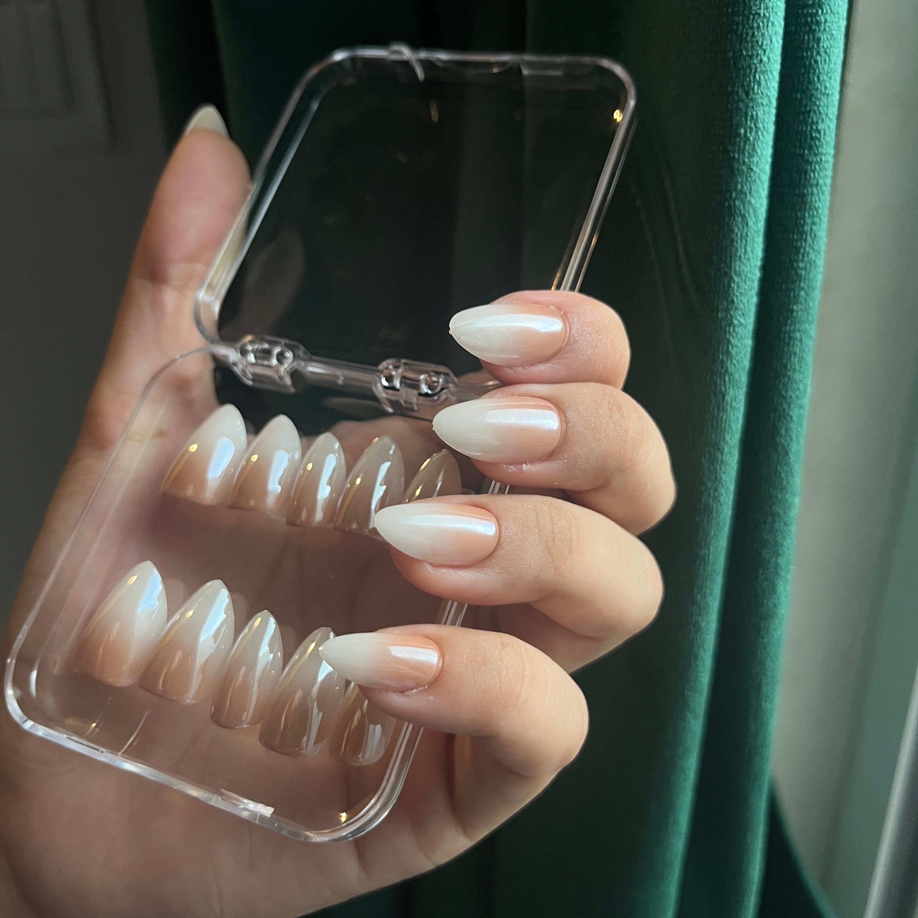 [Premium] Viral Glazed Ombre Nails (30 nails in one pack) -3495-Medium Length Almond nails- Free 24 pc Sticker Sheet  included